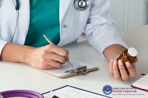 Bệnh nhân tim mạch nên dùng thuốc thế nào trong mùa dịch bệnh COVID-19?