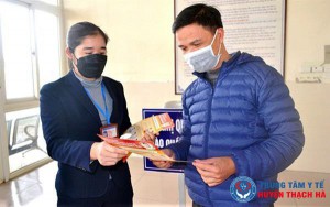 Tiếp tục vận động người dân thực hiện các biện pháp phòng chống dịch theo khuyến cáo của ngành Y tế