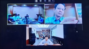 Các thành viên Ban chỉ đạo tham dự cuộc họp