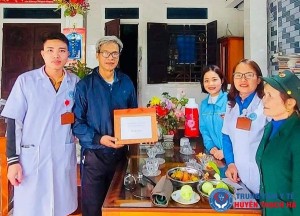 Tuổi trẻ Trung tâm Y tế huyện Thạch Hà hướng tới kỷ niệm ngày Thầy thuốc Việt Nam 27/2
