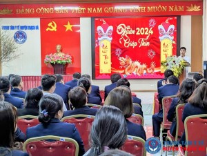 Trung tâm Y tế huyện Thạch Hà chào cờ đầu năm Giáp Thìn 2024