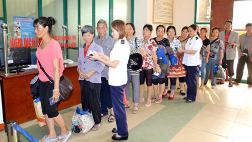 Bộ Y tế đẩy mạnh các hoạt động chủ động ngăn ngừa dịch cúm gia cầm xâm nhập và lây truyền sang người