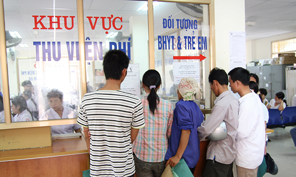 BHYT đã và đang ngày càng trở thành trụ cột an sinh bền vững giúp chia sẻ phần lớn chi phí khám chữa bệnh cho người dân
