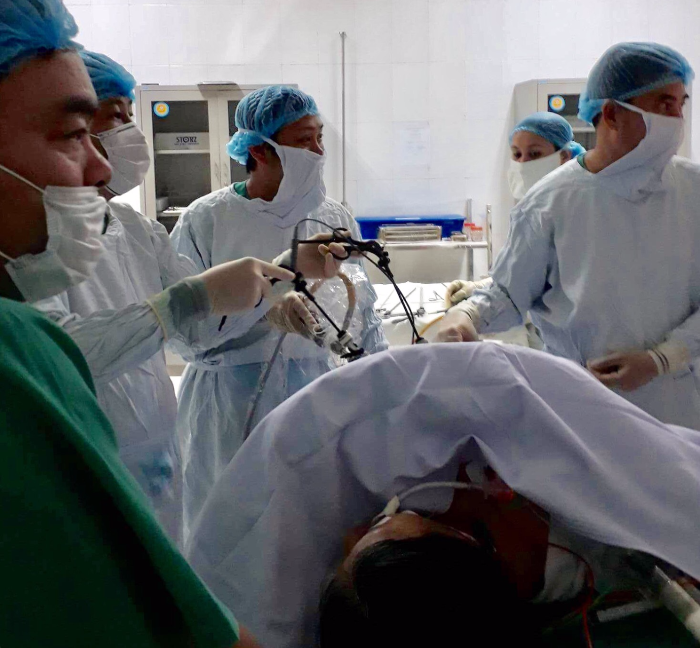 Chuyển giao thành công kỹ thuật mở ống mật chủ lấy sỏi