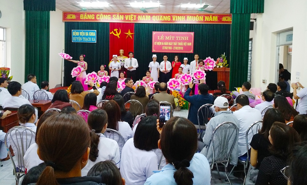 Nhiều hoạt động Kỷ niệm ngày Thầy thuốc Việt Nam (27/2/1955 - 27/2/2019)
