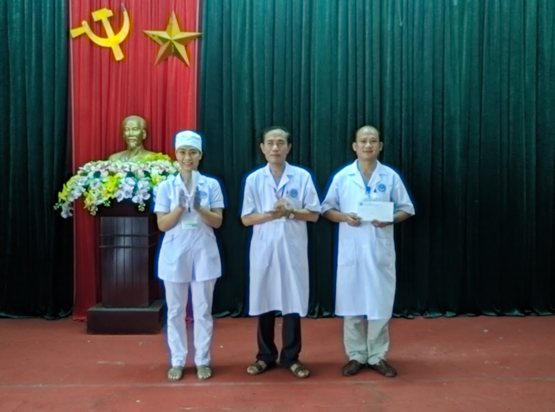 Khen thưởng các tập thể hoàn thành xuất sắc nhiệm vụ trong tháng 6