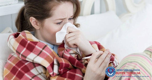 Cách phân biệt khi nhiễm virus corona và cảm lạnh thông thường