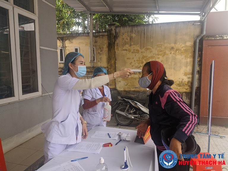 Các cơ sở khám chữa bệnh trong tỉnh đang thực hiện các giải pháp phòng dịch theo chỉ đạo của Sở Y tế.