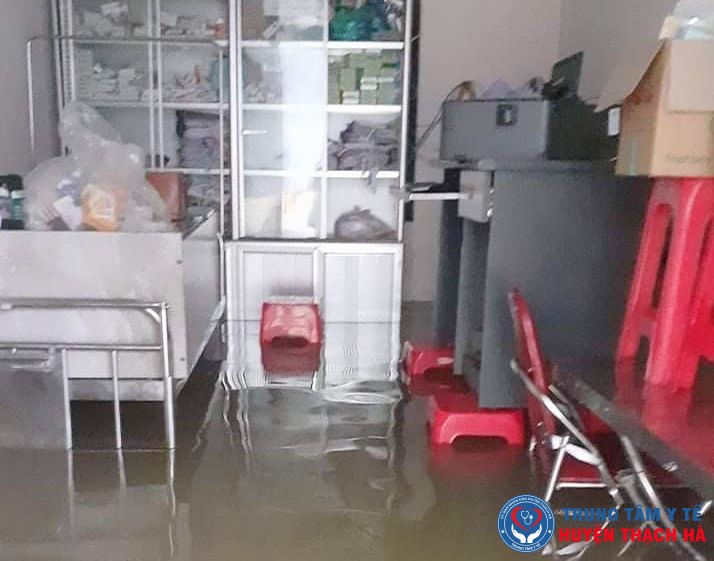Sớm khắc phục cơ sở vật chất, trang thiết bị y tế sau mưa, lũ