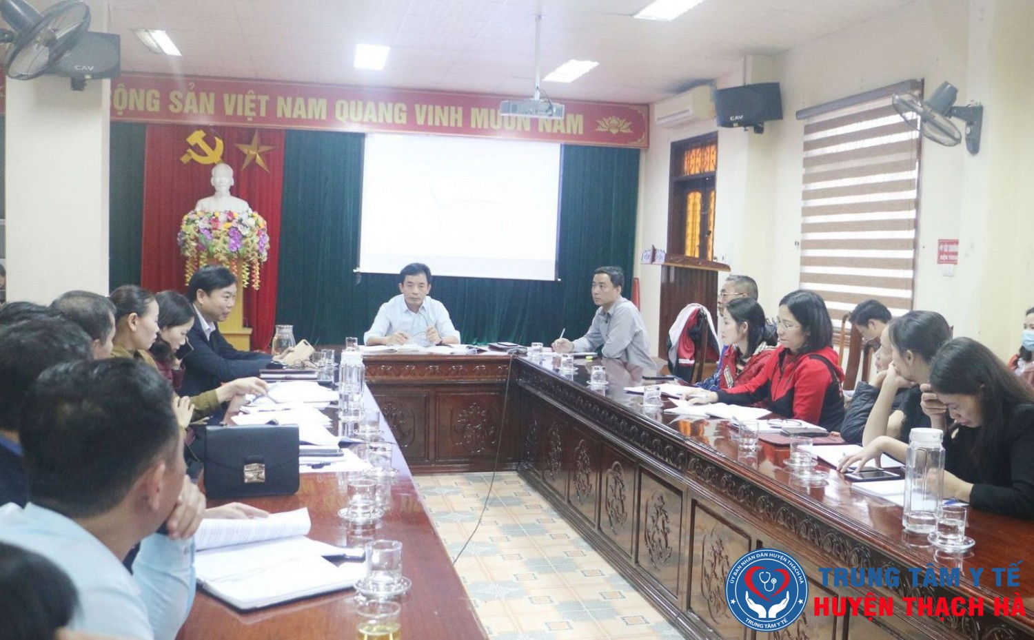 Quán triệt và triển khai văn bản mới liên quan đến công tác Tổ chức cán bộ