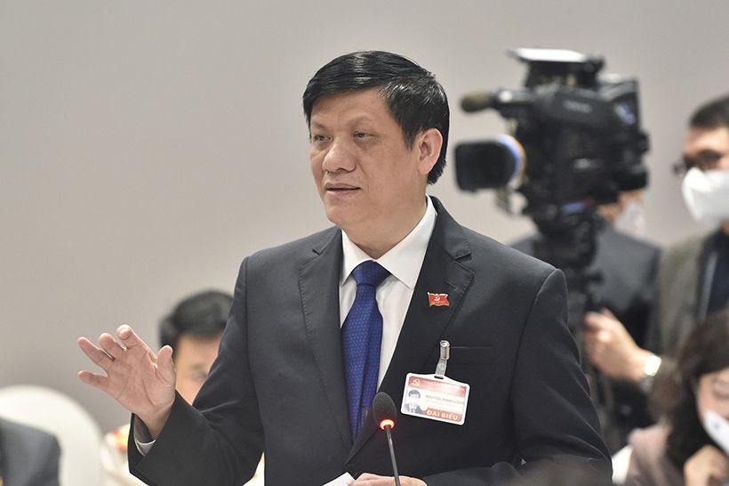 Thủ tướng họp khẩn về Covid-19 tại nơi tổ chức Đại hội Đảng