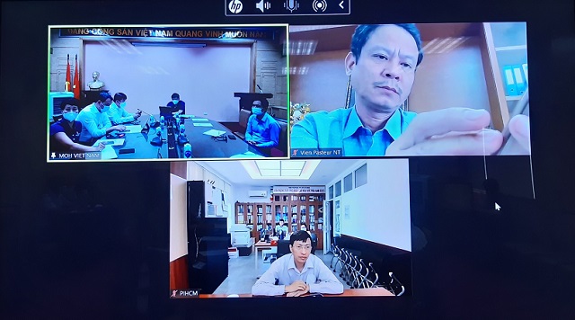 Các thành viên Ban chỉ đạo tham dự cuộc họp