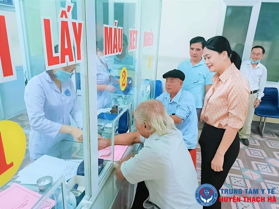 Chăm sóc sức khỏe cho cán bộ nghỉ hưu thuộc diện BTV tỉnh ủy quản lý