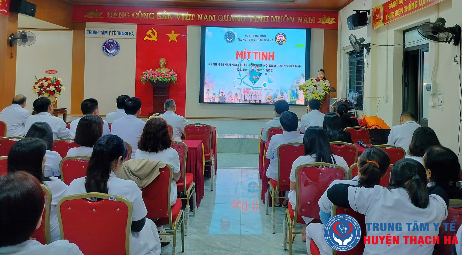 Toàn cảnh buổi Lễ mít tinh kỷ niệm 35 năm ngày thành lập Hội Điều dưỡng Việt Nam