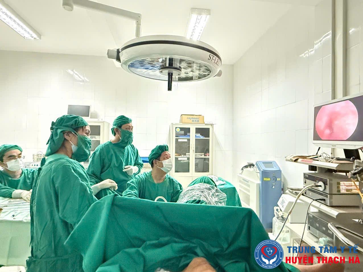 HIỆU QUẢ CAO VỚI KỸ THUẬT TÁN SỎI LASER HỆ TIẾT NIỆU TẠI TRUNG TÂM Y TẾ THẠCH HÀ